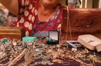 У Маріуполі почали грабувати пенсіонерів, а мародери відкрито продають награбоване, - Андрющенко