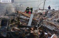 9 человек погибли, более 100 ранены из-за взрыва бензовоза в Китае