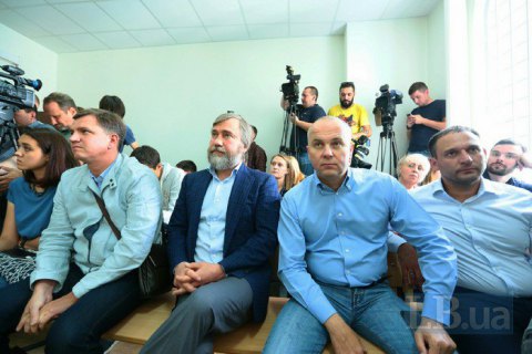 Новинский пообещал помочь Добкину с залогом