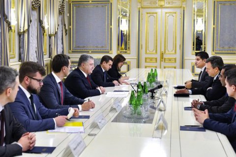 Порошенко обговорив співпрацю з керівництвом General Electric