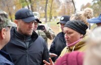 Полиция контролирует все въезды и выезды в Золотом-4
