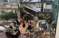 Унаслідок обвалу будинку в центрі Львова загинув 17-річний хлопець