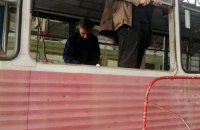 Унаслідок обстрілів Миколаєва пошкоджено будинки, магазини, водопровід і трамвай. Фото