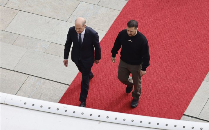 Зеленський подякував Німеччині за рекордний пакет військової допомоги