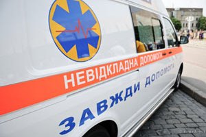 В Харьков приехали скорые помощи для Платини