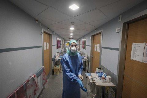 В Испании число заболевших превысило 100 тысяч человек