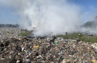 ​В Демидове под Киевом потушили мусор на территории сортировочного завода