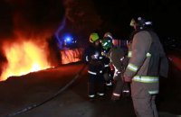 У Харкові через удар блискавки загорівся газогін