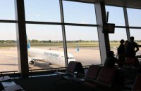 Boeing МАУ вынужденно вернулся в Борисполь из-за попадания птицы в двигатель