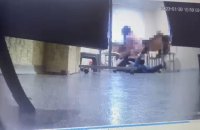 Катування дітей у дитячому садочку: чотирьох виховательок взято під варту