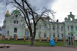 Центр СПИДа в Киево-Печерской Лавре заменят хосписом 