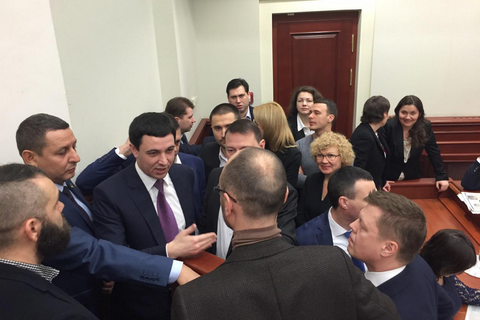 "Самопоміч" заблокувала Київраду заради виборів у райради (оновлено)