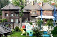 Директор "Пущи-Водицы" пошел под суд по делу о даче Кузьмина