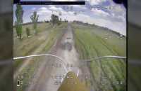 Десантники показали, як знищили вантажівку росіян