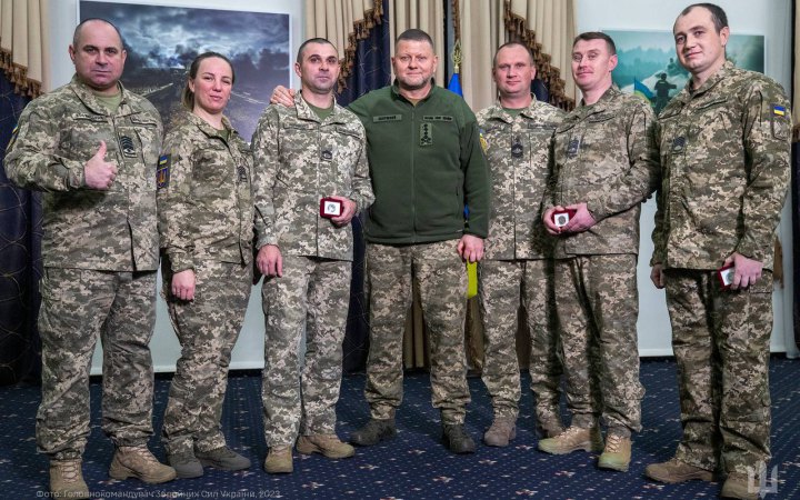Головнокомандувач Валерій Залужний подякував сержантам і старшинам за лідерство та мотивованість