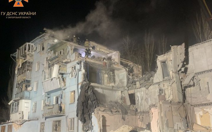 Під завалами будинку у Запоріжжі знайшли ще два тіла загиблих