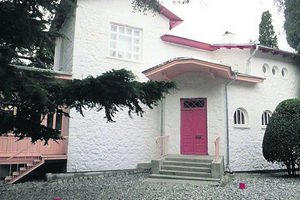 Под усадьбой Чехова в Ялте незаконно строят частный коттедж