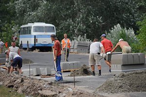 Кабмин выделит дополнительные 250 млн  грн на ремонт дорог во Львове