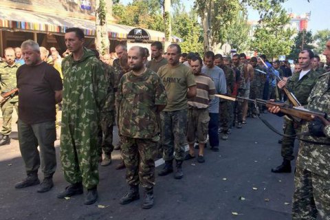Советник министра обороны заявил о договоренности с боевиками о гуманном отношении к украинским пленным