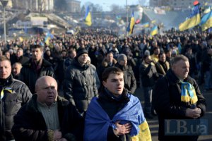На Майдане люди теряют сознание и замечены провокаторы