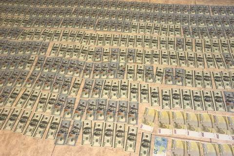 ГПУ изъяла 2 млн гривен у участников коррупционной схемы по закупке медоборудования