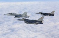 Бельгія скаржиться, що підозрілі дрони шпигують за винищувачами F-16 і боєприпасами