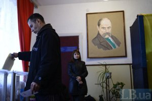 Заключенным за поддержку Партии регионов предлагали чай и 10 пачек сигарет