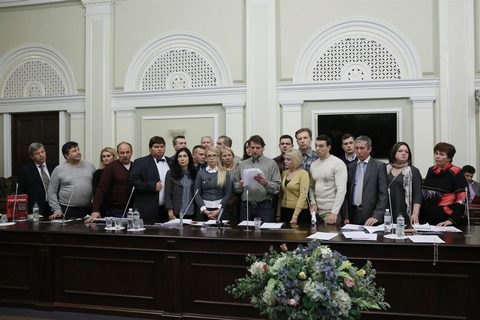 ​Организации вкладчиков банков-банкротов пригрозили массовыми протестами