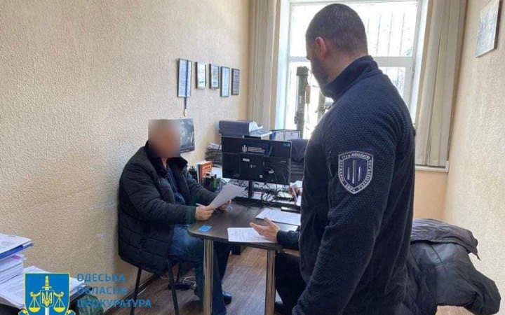 Збитки на 145 млн грн: на Одещині посадовця підозрюють у видачі дозволів на незаконну порубку лісу в Національному парку