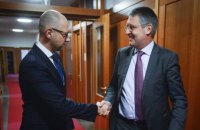 Яценюк в Берлине встретился с госсекретарем МИД Германии