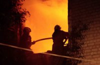 Унаслідок обстрілу Харкова спалахнула пожежа на підприємстві. Постраждали п’ятеро людей