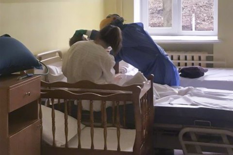 Количество больных коронавирусом в Украине выросло до 942