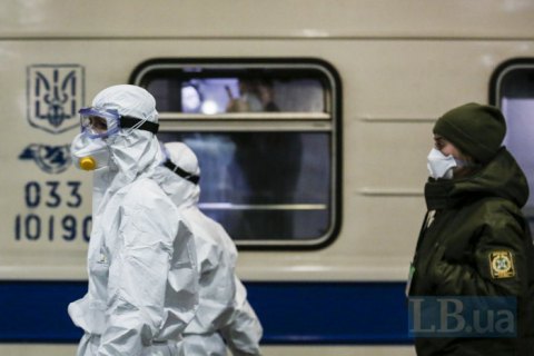 Сегодня 18 пассажиров не пустили в поезда из-за отсутствия ковид-сертификатов или тестов