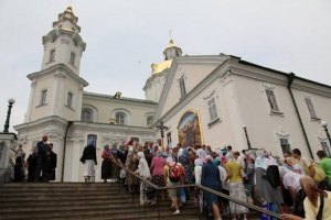 Почаевскую Лавру хотят пустить с молотка