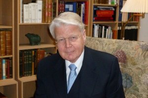 Исландцы снова избрали действующего президента