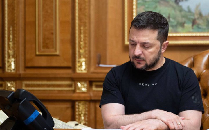 Зеленський провів розмову із генсеком НАТО Столтенбергом