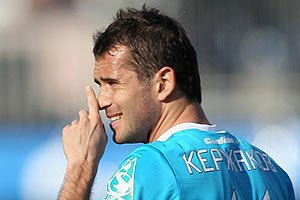 "Днепр" ведет переговоры с Кержаковым