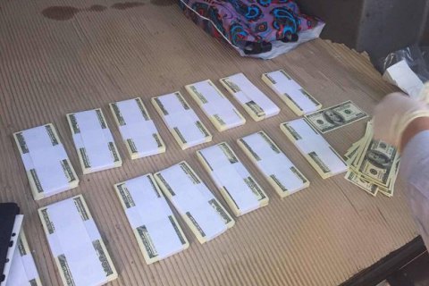 ГПУ сообщила о задержании сотрудника НАБУ по подозрению в вымогательстве $300 тыс.  (обновлено)