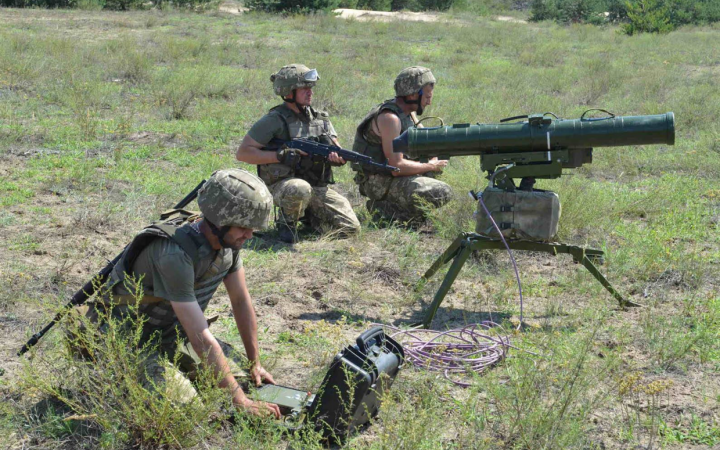 Житомирські десантники знищили дві ворожі бойові машини піхоти