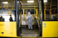 Если ситуация с COVID-19 не улучшится, в Киеве могут остановить транспорт, - Кличко