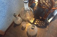 У Києві впіймали хлопця, який збував наркотики власного виробництва