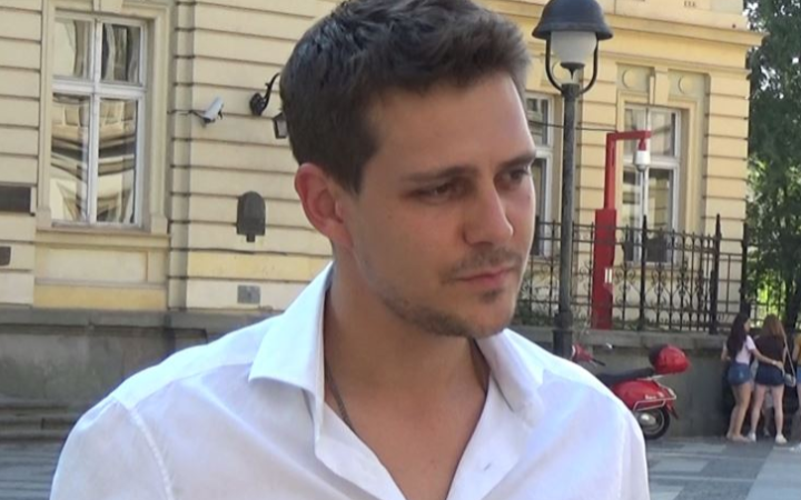 Проросійського актора Биковича звільнили з популярного серіалу HBO “Білий лотос”