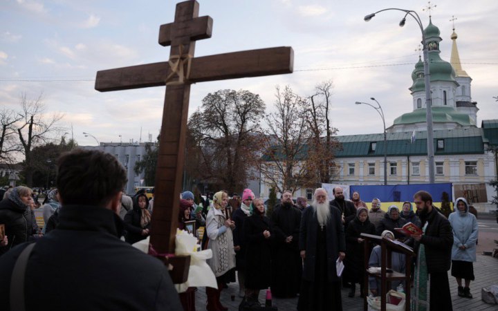 Більшість українців підтримують заборону УПЦ МП, - опитування