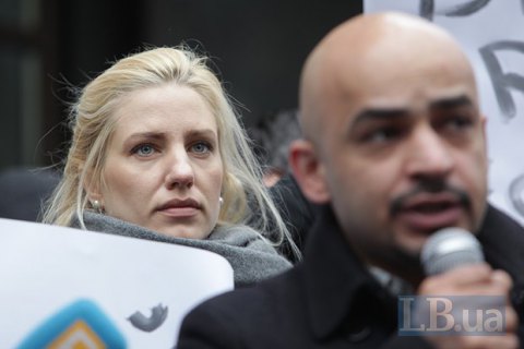 Украине важнее сохранить контроль внутри страны, чем поддержку Олланда и Меркель, - Залищук