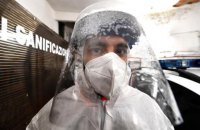 Чверть людей може мати імунітет від COVID-19 через перенесені застуди – дослідження Public Health England