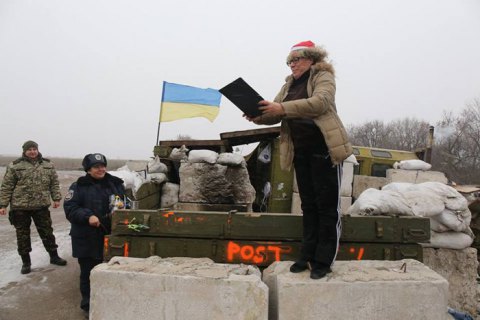 Военные должны вызвать полицию, если увидят на переводой волонтёра