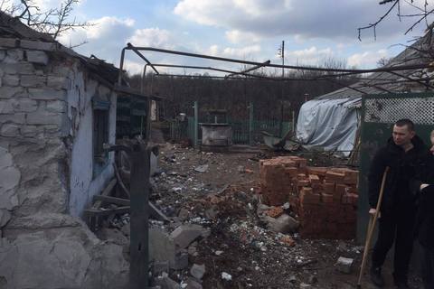 Несколько домов в Авдеевке попали под обстрел из танков
