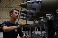 США дають Україні керовані бомби Boeing, що вражають цілі на відставні 70 км, – Bloomberg