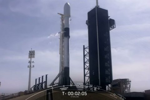 SpaceX вивела на орбіту ще 60 супутників для глобального інтернету