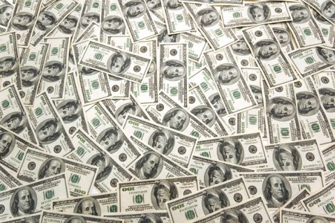Дефицит бюджета в США превысил 1 трлн долларов